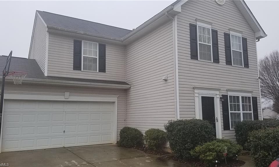 1st image of 2 Blackhaw Ct