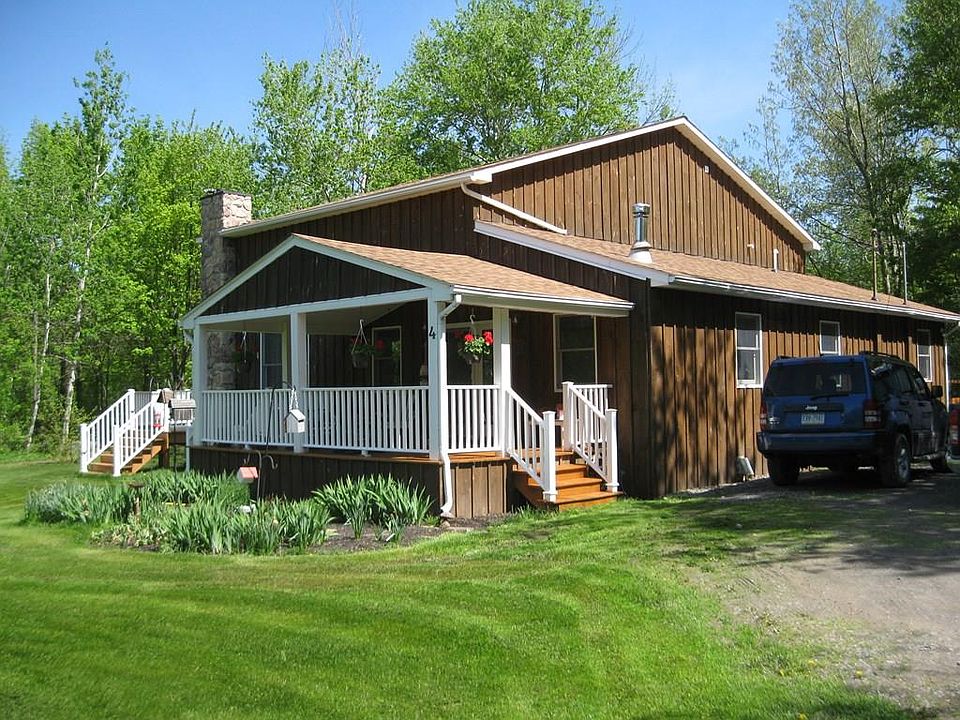 1st image of 4 Gem Lake Dr