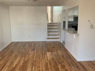 217 Bay 10 St, Brooklyn, NY 11228