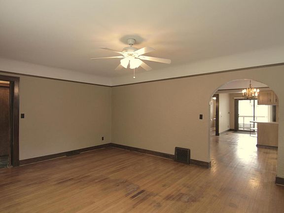 5th image of 48 Mayfield Ave NE