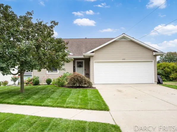 132 Haras Ct SW, Grand Rapids, MI 49548