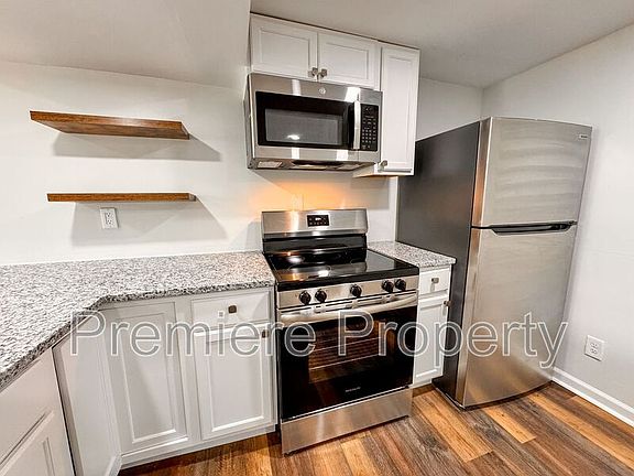 5th image of 1335 N 47th St