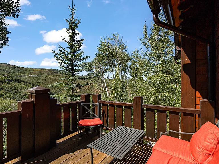 8895 Empire Club Dr — Photo 7