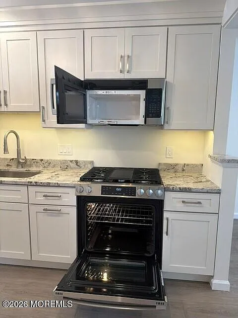 1 bed, 564 sqft, $2,600 — Photo 3