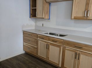 211 Gilman St #7, Sheffield, IA 50475