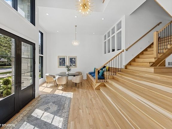 4th image of 4554 Harvey Ave