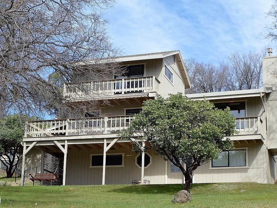1st image of 20995 Hemlock St #38