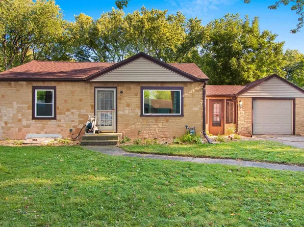 460 Oak Lawn Ave, Green Bay, WI 54304