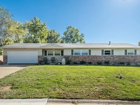 3830 Jeff Dr, Saint Charles, MO 63304