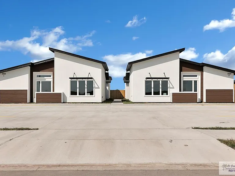 3525 Hidalgo St #3 — Photo 1