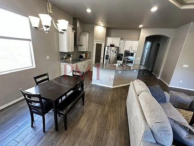 3673 Cabrillo Ct — Photo 8