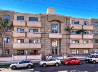 871 Granville Ave UNIT 201, Los Angeles, CA 90049