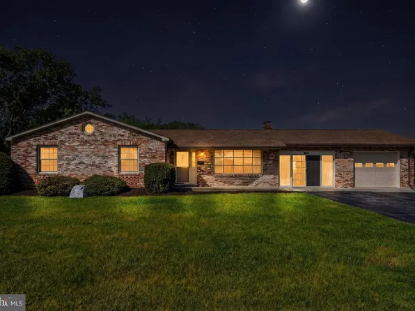 731 Kendrick Ford Rd, Front Royal, VA 22630