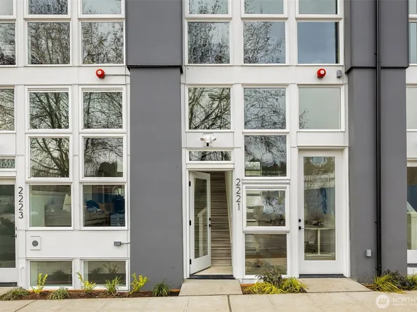2219 25th Avenue S, Seattle, WA 98144