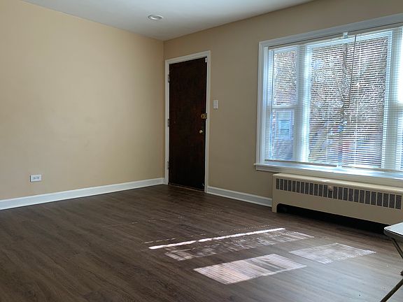 4th image of 5216 S King Dr APT 1W