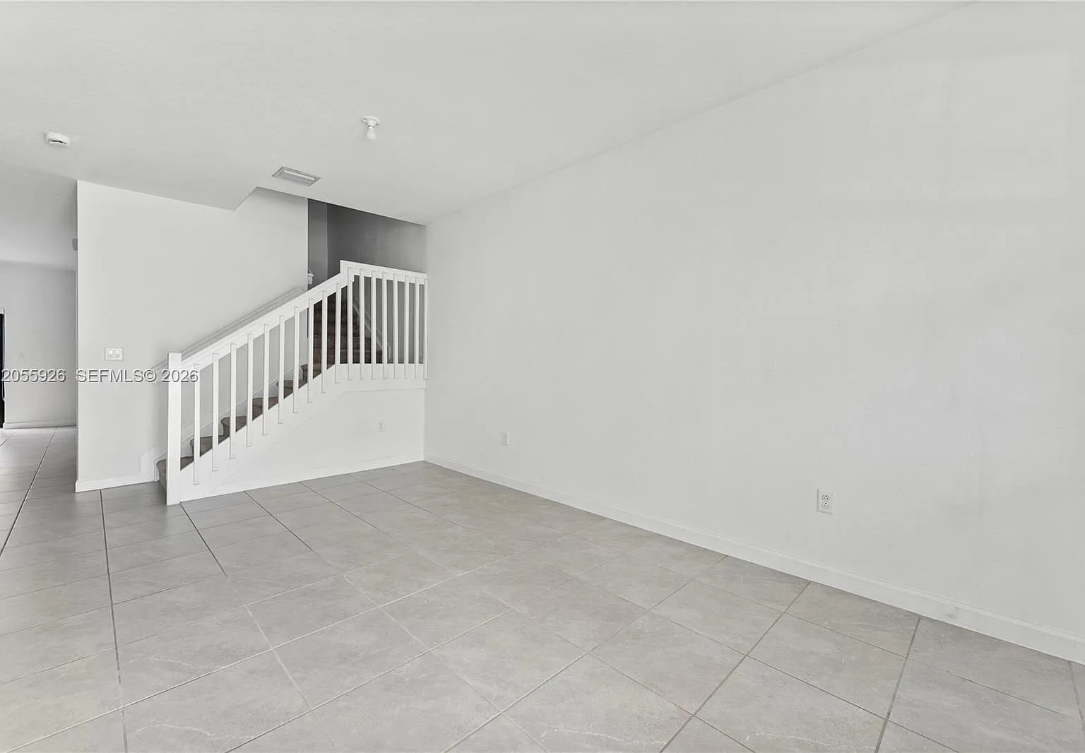 3 bed, 2.5 bath, 1695 sqft, $2,950 — Photo 3