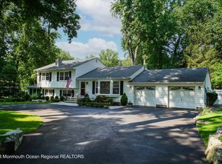 102 Hill Ter, Red Bank, NJ 07701