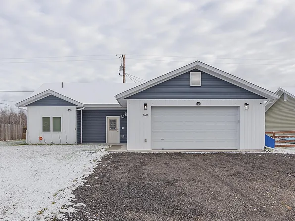 2652 War Eagle Ct, North Pole, AK 99705