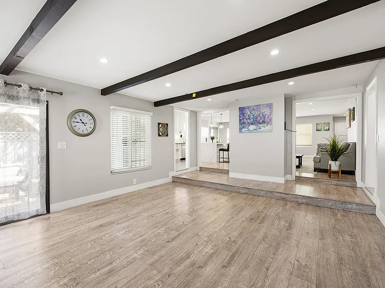 5655 Natick Ave — Photo 10