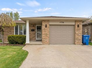 1736 Vicky Cir, Windsor, ON N8W 5P6