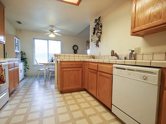 5th image of 1688 Cattail Dr