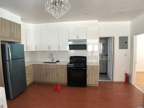 3rd image of 13-24 126th St Floor 2