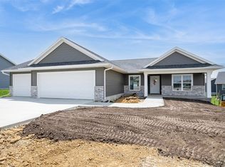 408 Prairie Hill Ct, Atkins, IA 52206