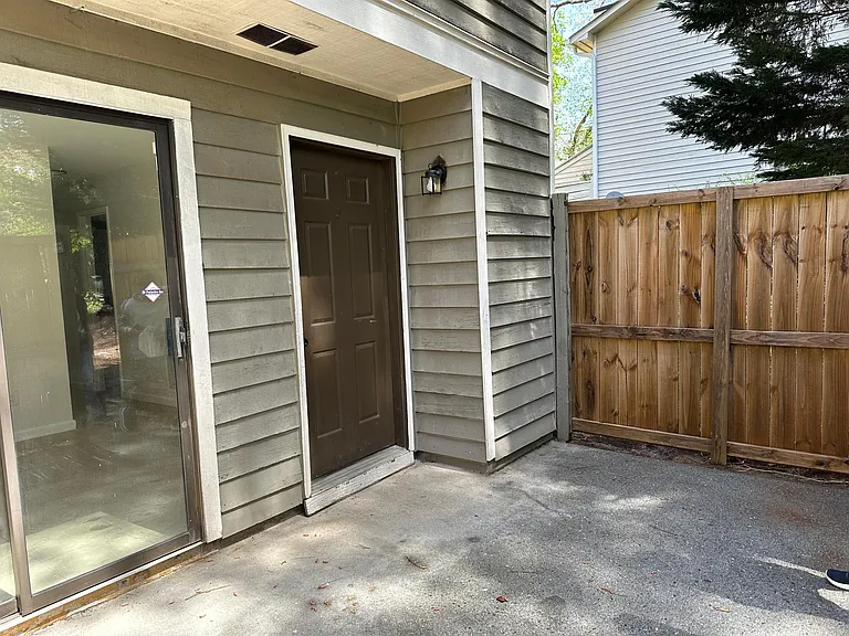 6339 Holcomb Way #D — Photo 23