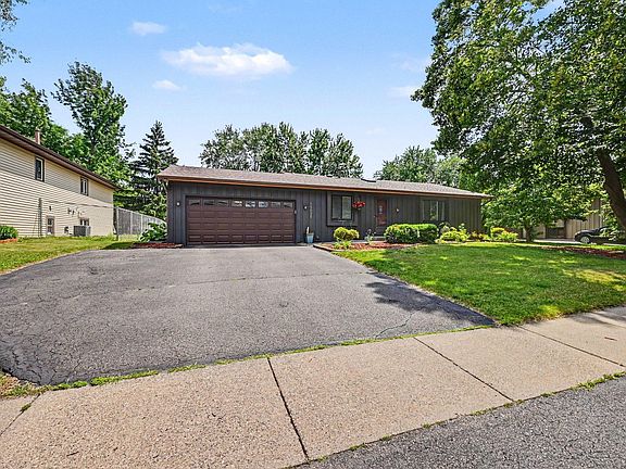 2nd image of 15632 Heywood Way
