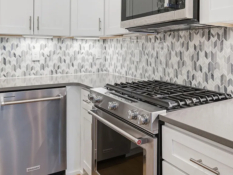 119 Acklen Park Dr #101 — Photo 10