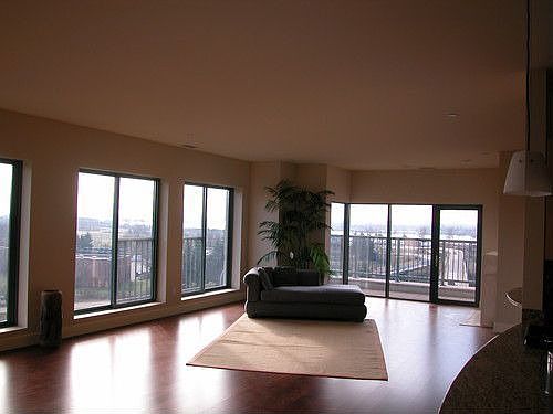 4th image of 500 Broadway St Unit 605