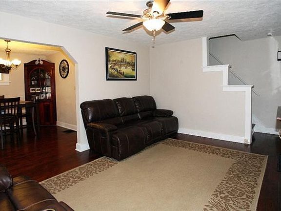 2nd image of 442 Hadley Ave