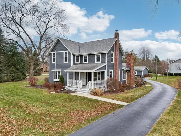 W299N5352 County Road E, Hartland, WI 53029