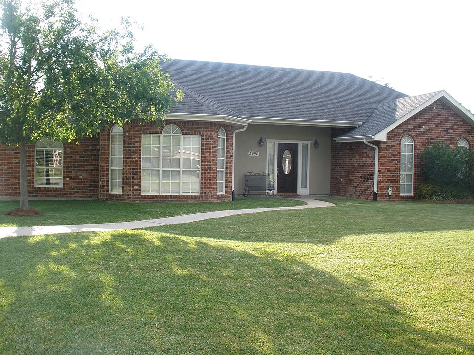 1st image of 3990 Woodcrest St