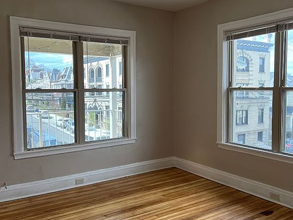 3rd image of 905 Maryland Ave APT 3F