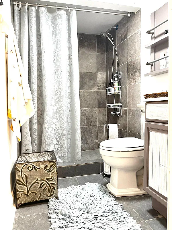 All utilities included Basement Unit — Photo 4