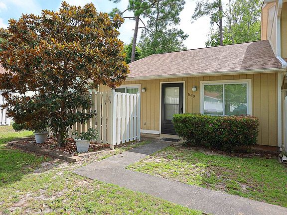 5th image of 1460 Turkey Ridge Rd. #A