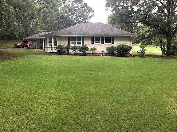 2nd image of 230 Fairway Dr