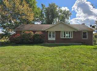 16473 Rock Creek Rd, Thompson, OH 44086