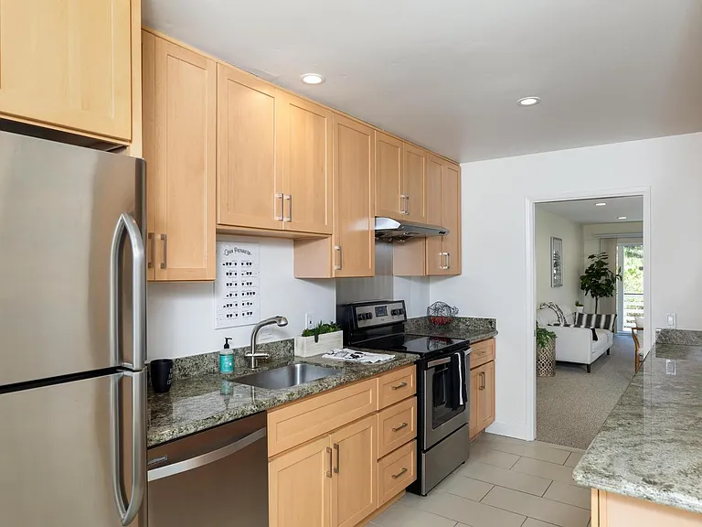 131 Ascot Ct #1 — Photo 7