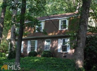 110 Old Farm Rd, Marietta, GA 30068