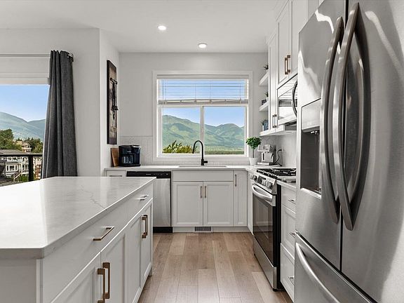 5th image of 43998 Chilliwack Mountain Rd #11