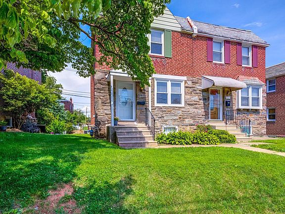 4th image of 215 Wilde Ave