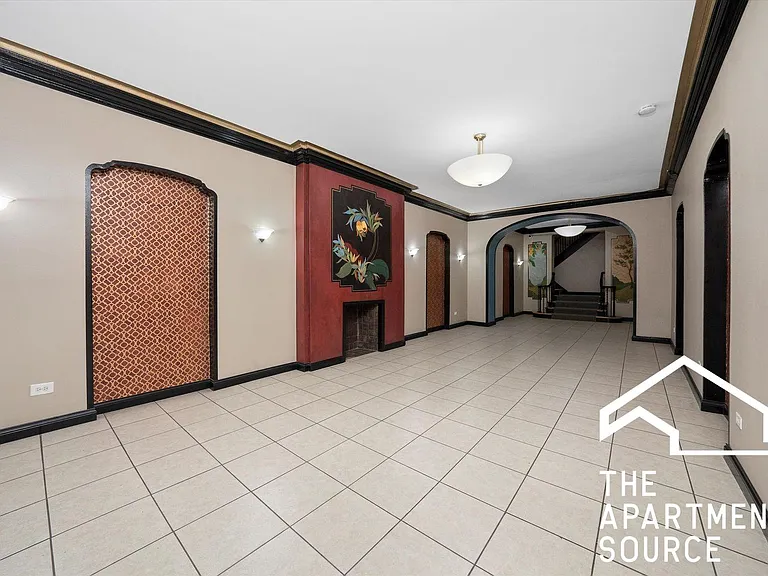 2733 N Milwaukee Ave #217 — Photo 8