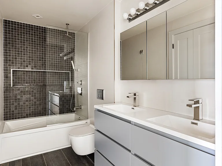 77 Kingsland Ave #4F — Photo 8