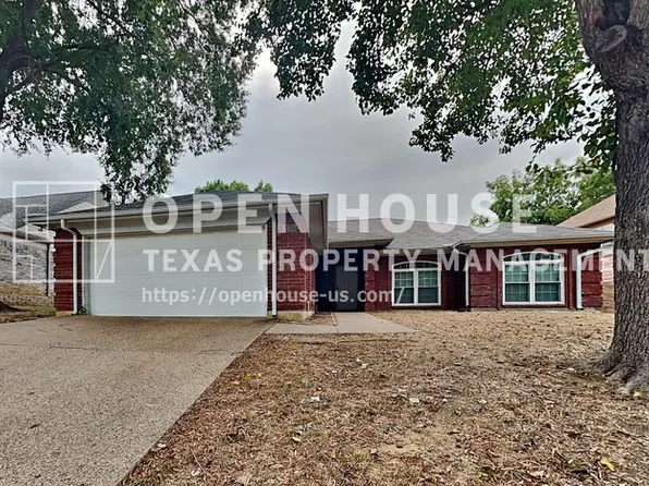 5402 Summit Peak Dr, Arlington, TX 76017