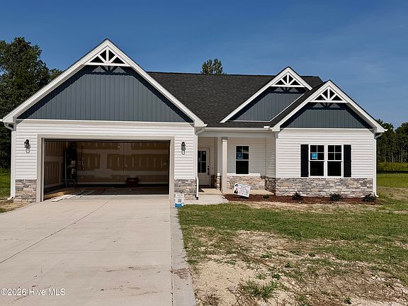 2nd image of 3760 Chatsworth Drive