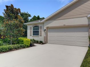 7406 Surrey Pines Dr, Apollo Beach, FL 33572
