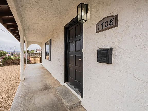 3rd image of 1708 Vosti Ave