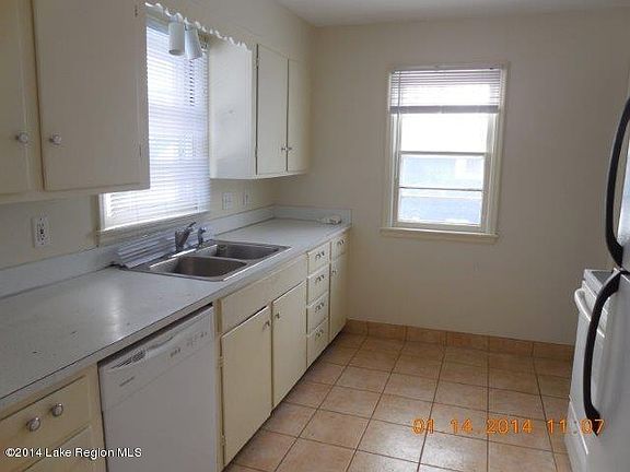 4th image of 1211 Richard Ave